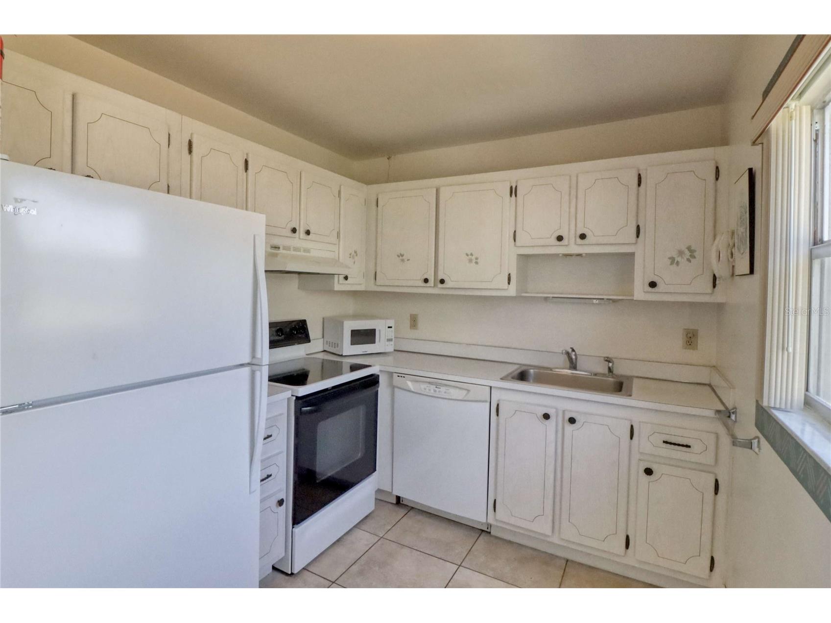 302 Canton Court #59 Sun City Center FL 33573 A4691624 image11
