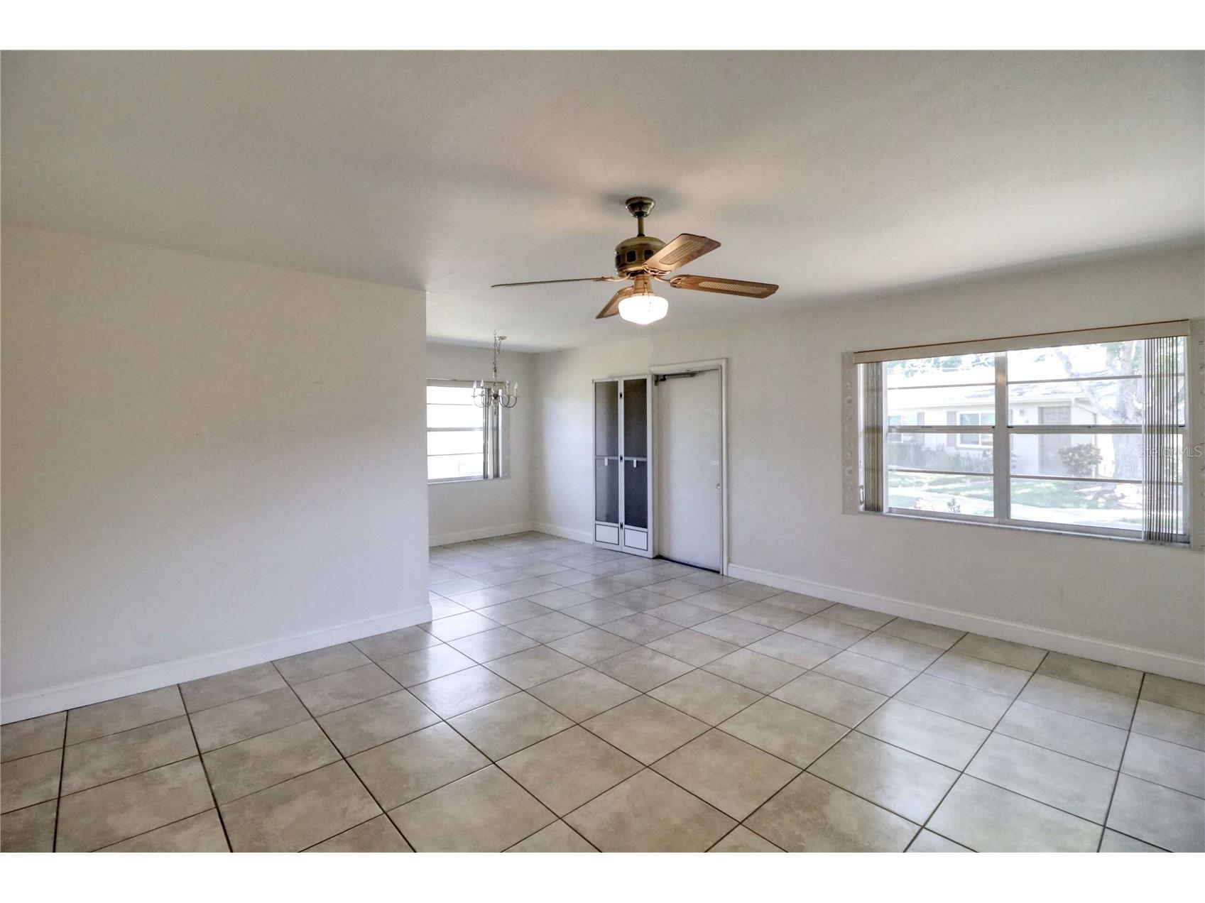 302 Canton Court #59 Sun City Center FL 33573 A4691624 image5