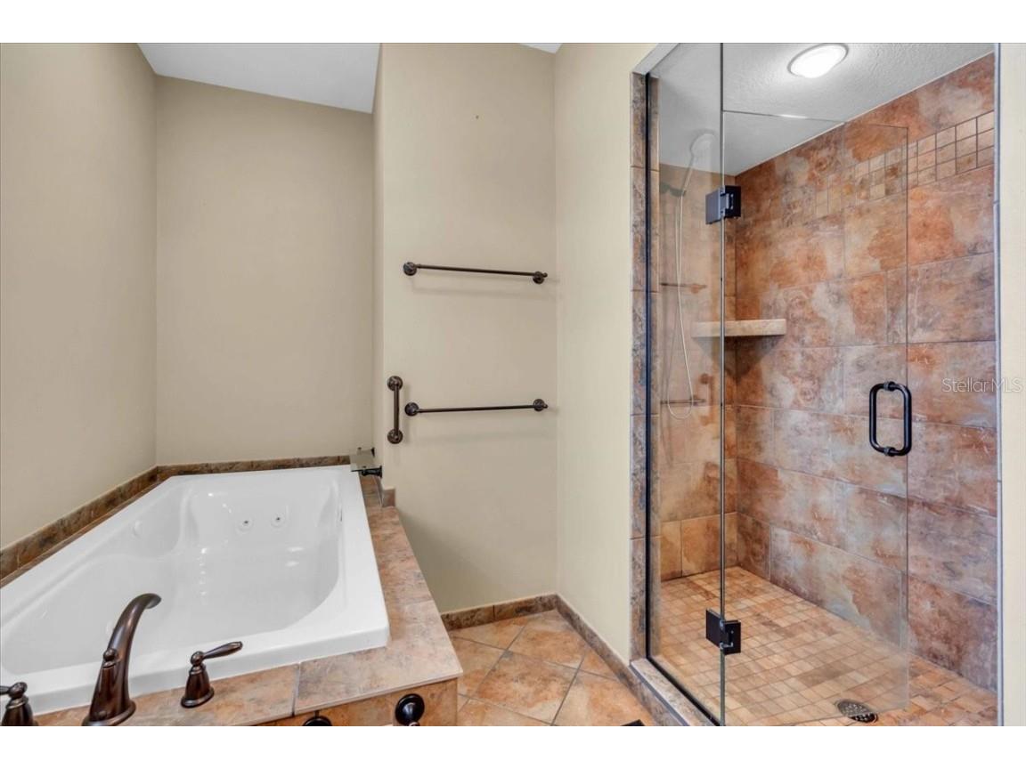 302 Colonia Lane W Nokomis FL 34275 - DONA BAY N6140595 image29