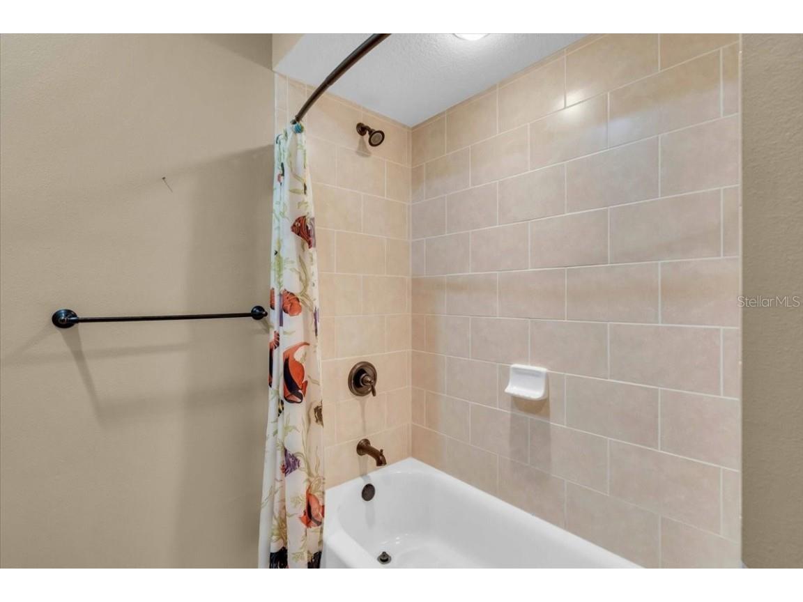 302 Colonia Lane W Nokomis FL 34275 - DONA BAY N6140595 image35