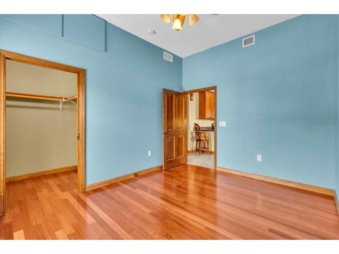 302 Colonia Lane W Nokomis FL 34275 - DONA BAY N6140595 image37