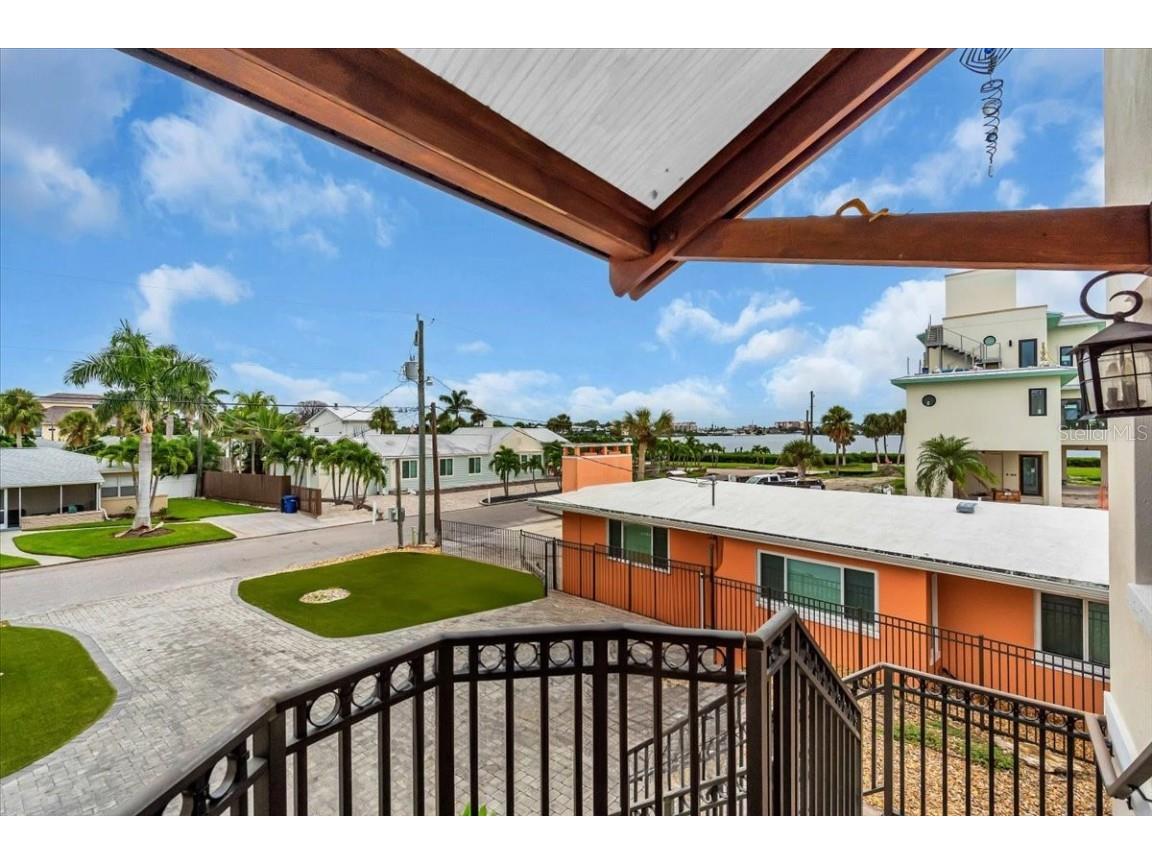 302 Colonia Lane W Nokomis FL 34275 - DONA BAY N6140595 image9