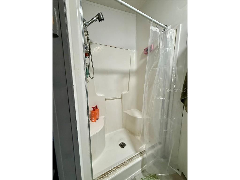 302 Donald Lane Winter Haven FL 33880 P4937306 image15