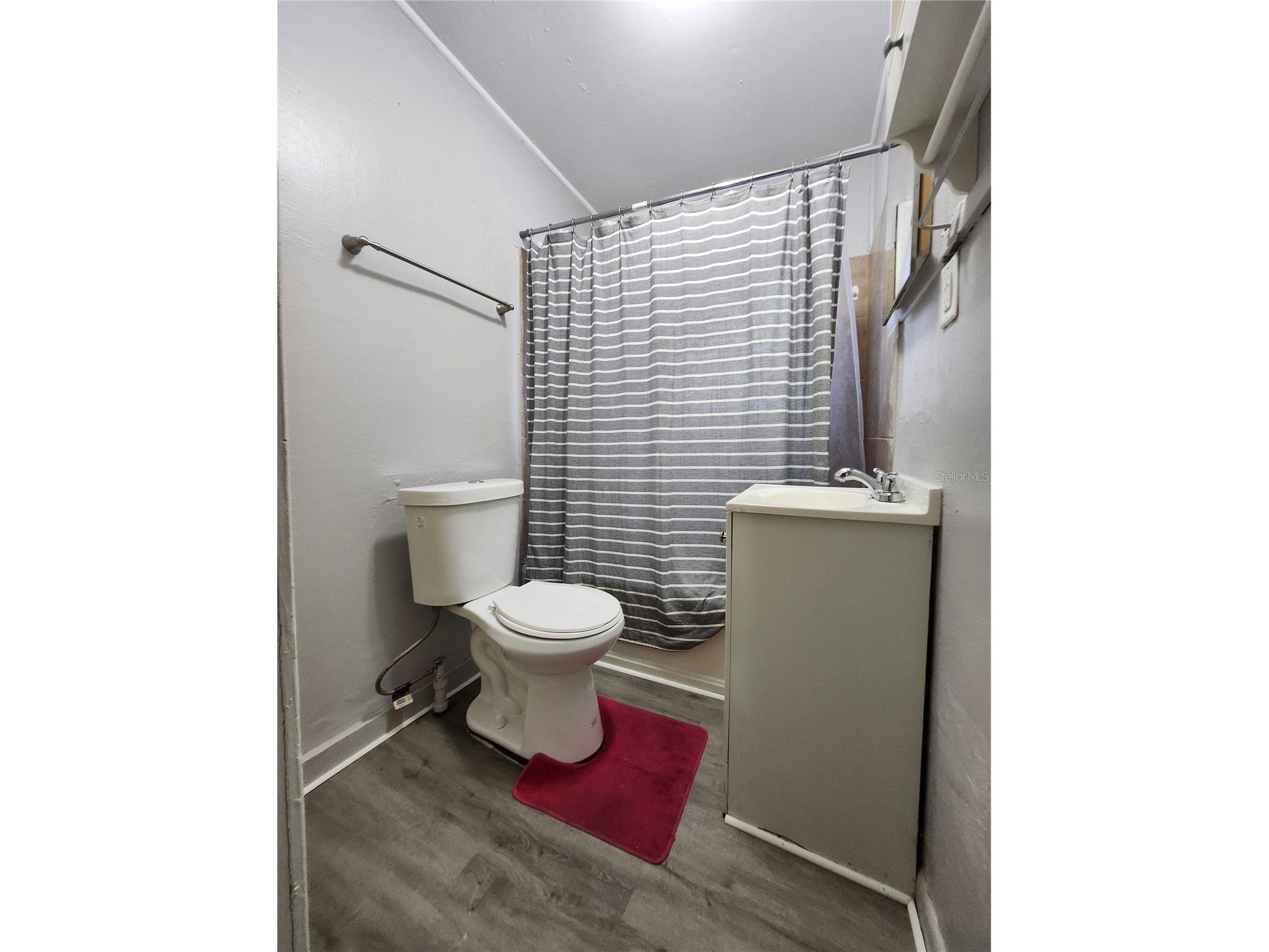 302 E 121st Avenue Tampa FL 33612 TB8488841 image5