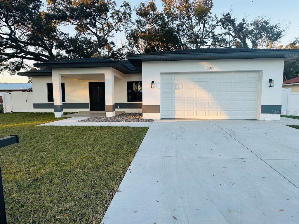 302 E Clay Ave Brandon FL 33510 S5120398 image1