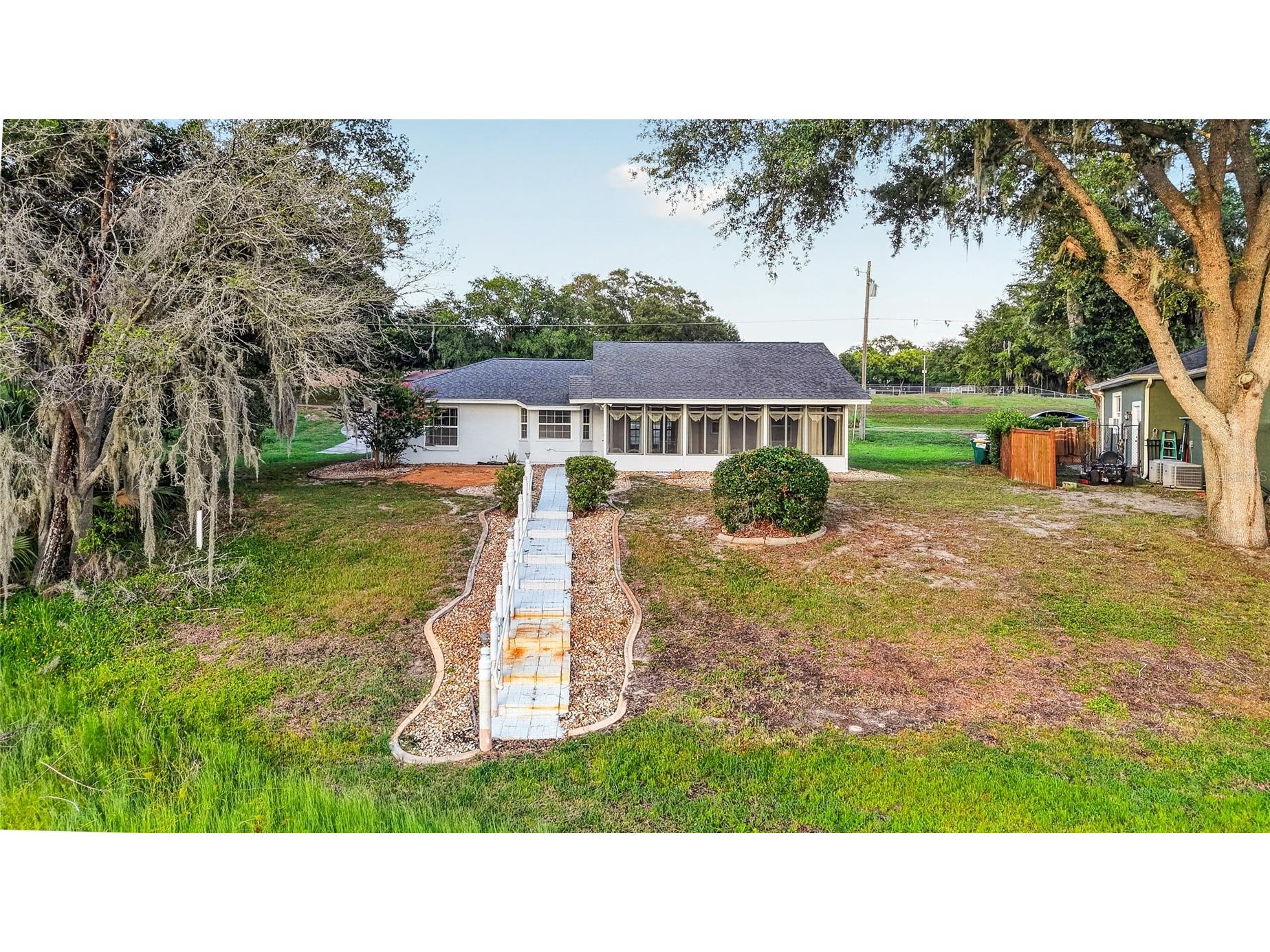 302 E Mirror Lake Drive Fruitland Park FL 34731 - Mirror Lake G5114324 image25