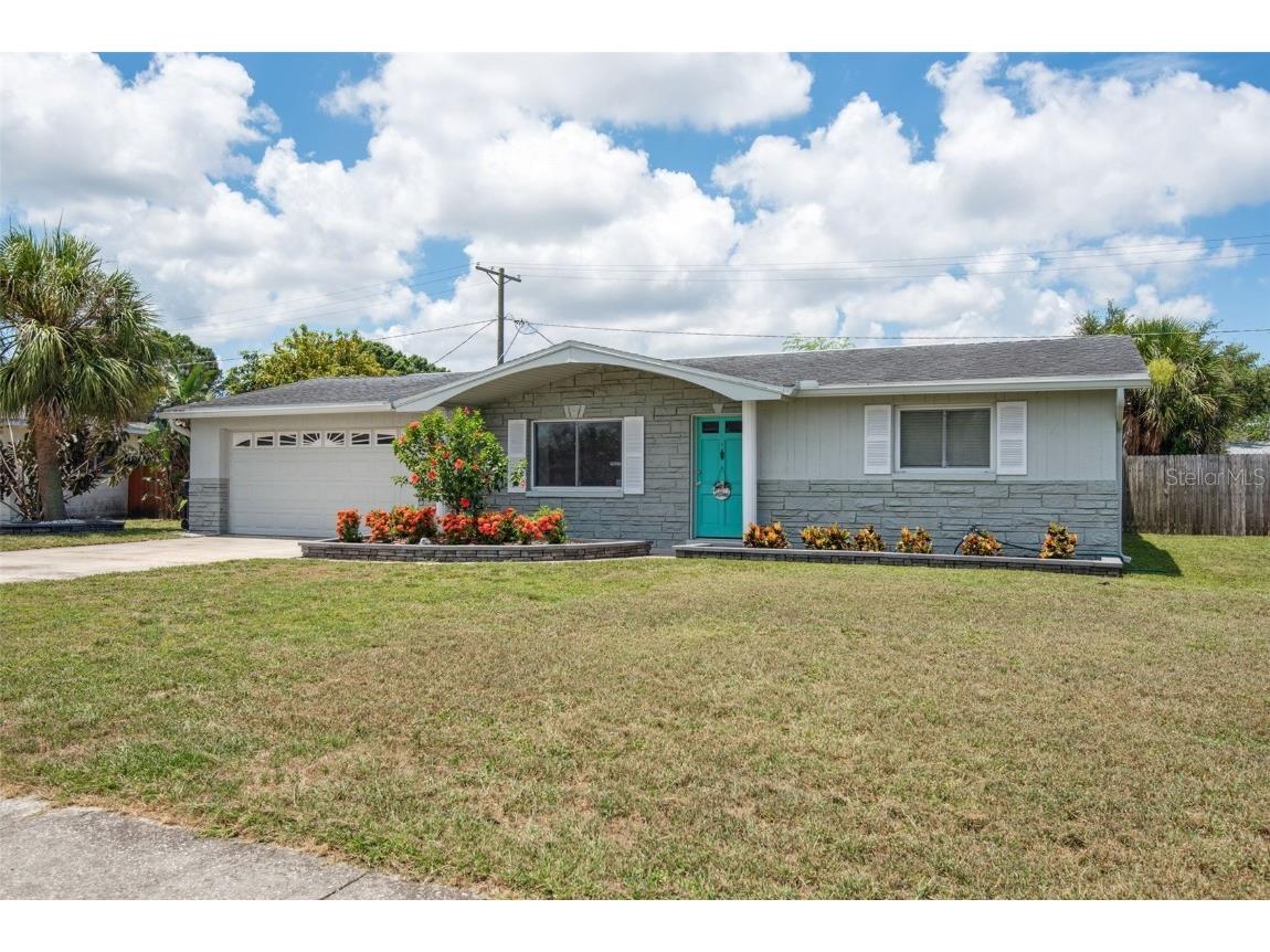 302 Flamingo Drive Apollo Beach FL 33572 T3452890 image1