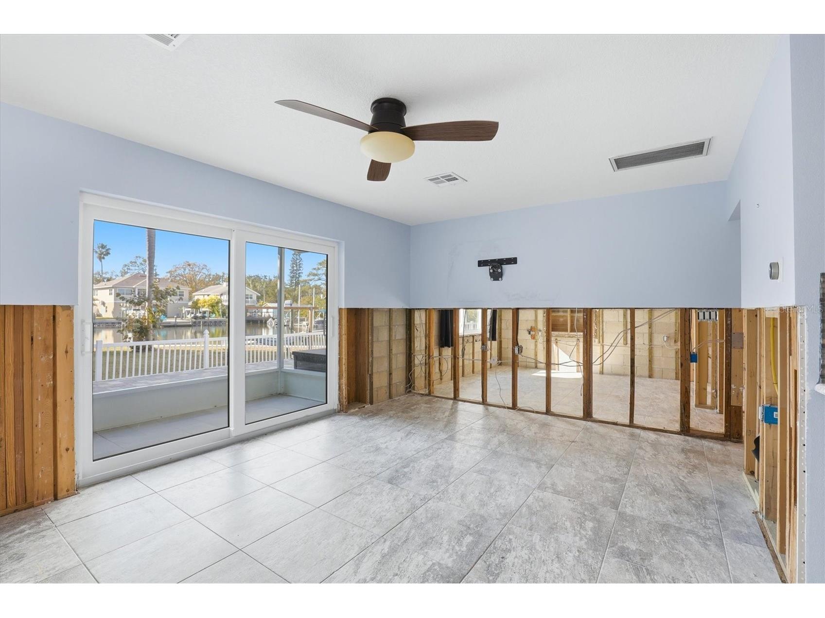 302 Georgia Avenue Crystal Beach FL 34681 TB8491909 image14