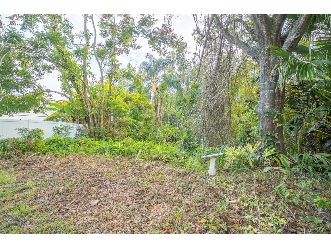 302 La Serena Winter Haven FL 33884 P4936970 image23