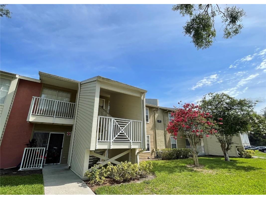 302 Lake Parsons Green #106 Brandon FL 33511 - Hendricks T3453570 image1