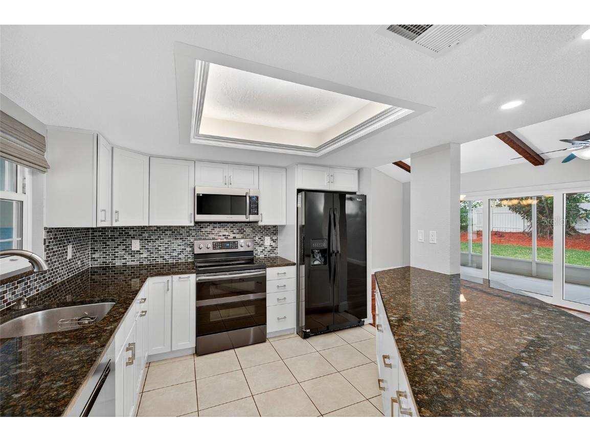 302 Leafwood Road Tarpon Springs FL 34689 W7880672 image2