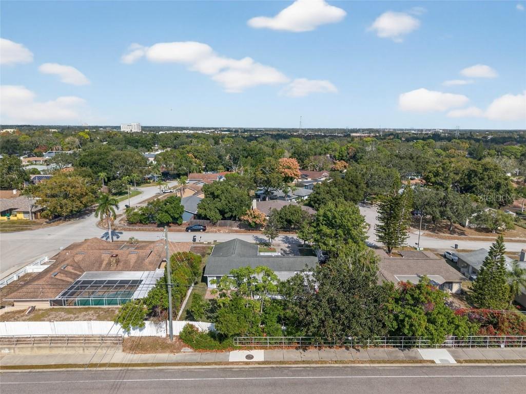 302 Leafwood Road Tarpon Springs FL 34689 W7880672 image52