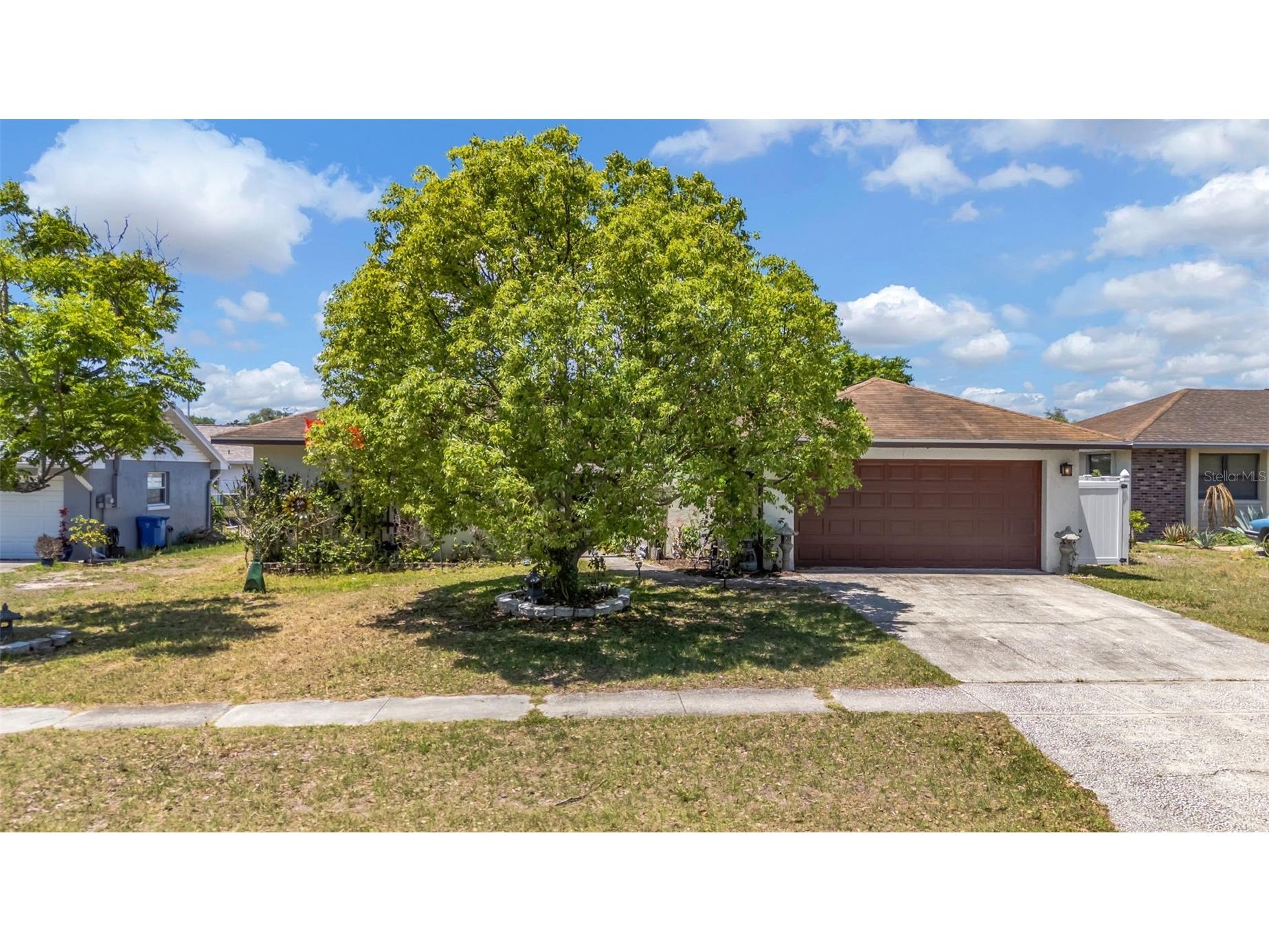 302 Limona Road Brandon FL 33510 TB8500502 image1