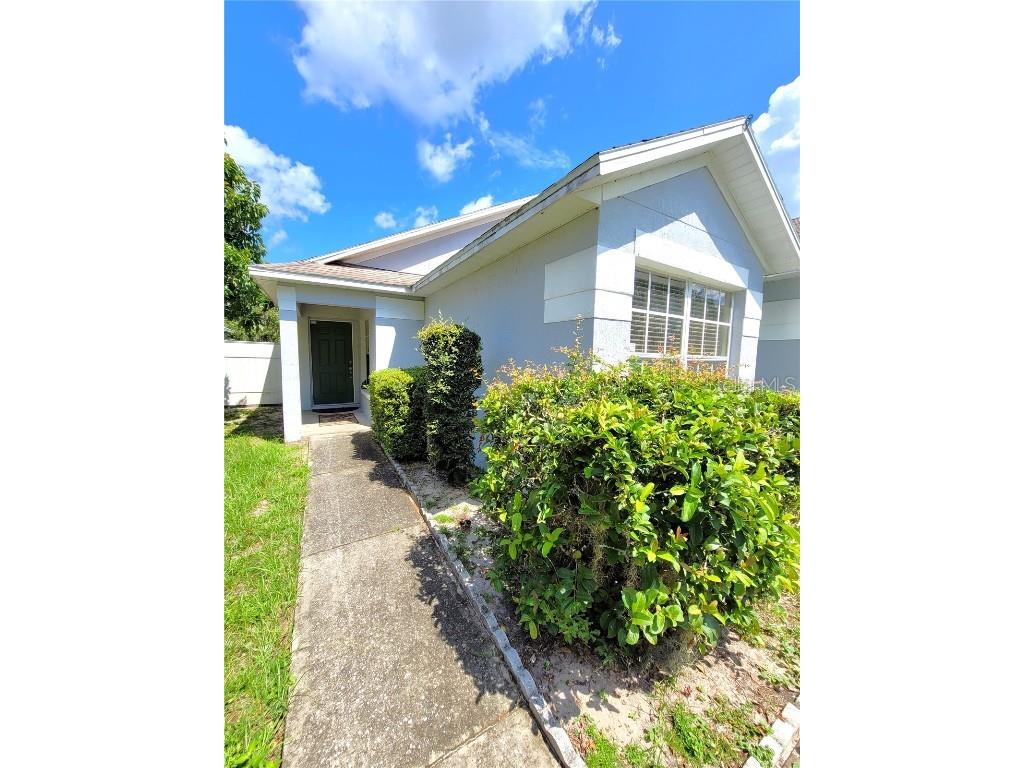 302 Mantis Loop Apopka FL 32703 O6243273 image2