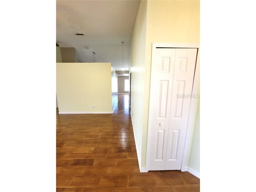 302 Mantis Loop Apopka FL 32703 O6243273 image5