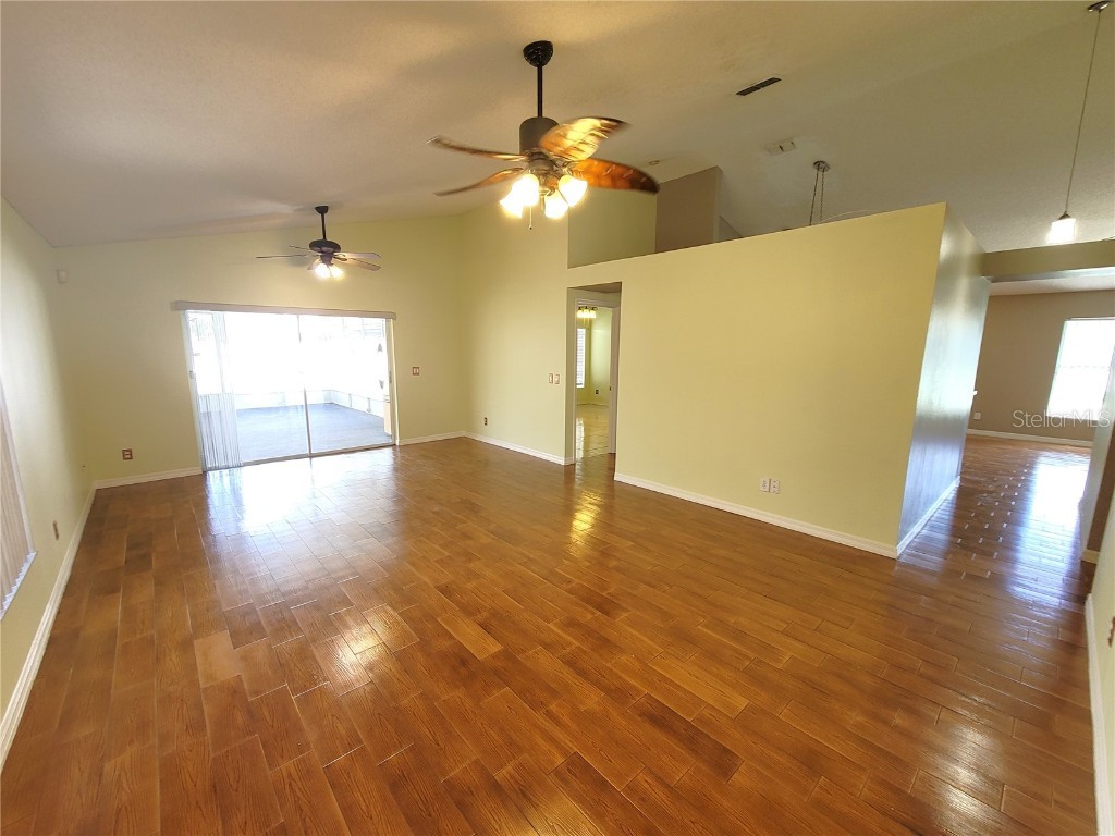 302 Mantis Loop Apopka FL 32703 O6243273 image6