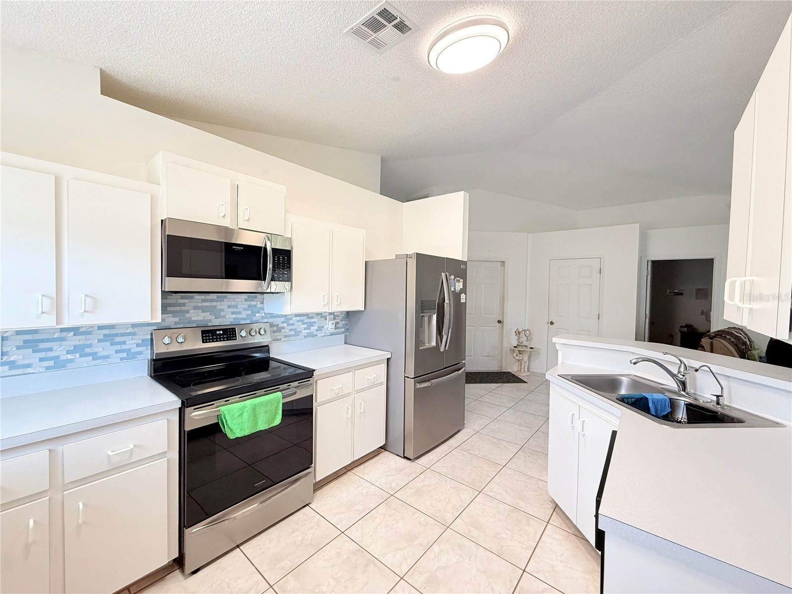 302 Miami Place Kissimmee FL 34759 S5147738 image10