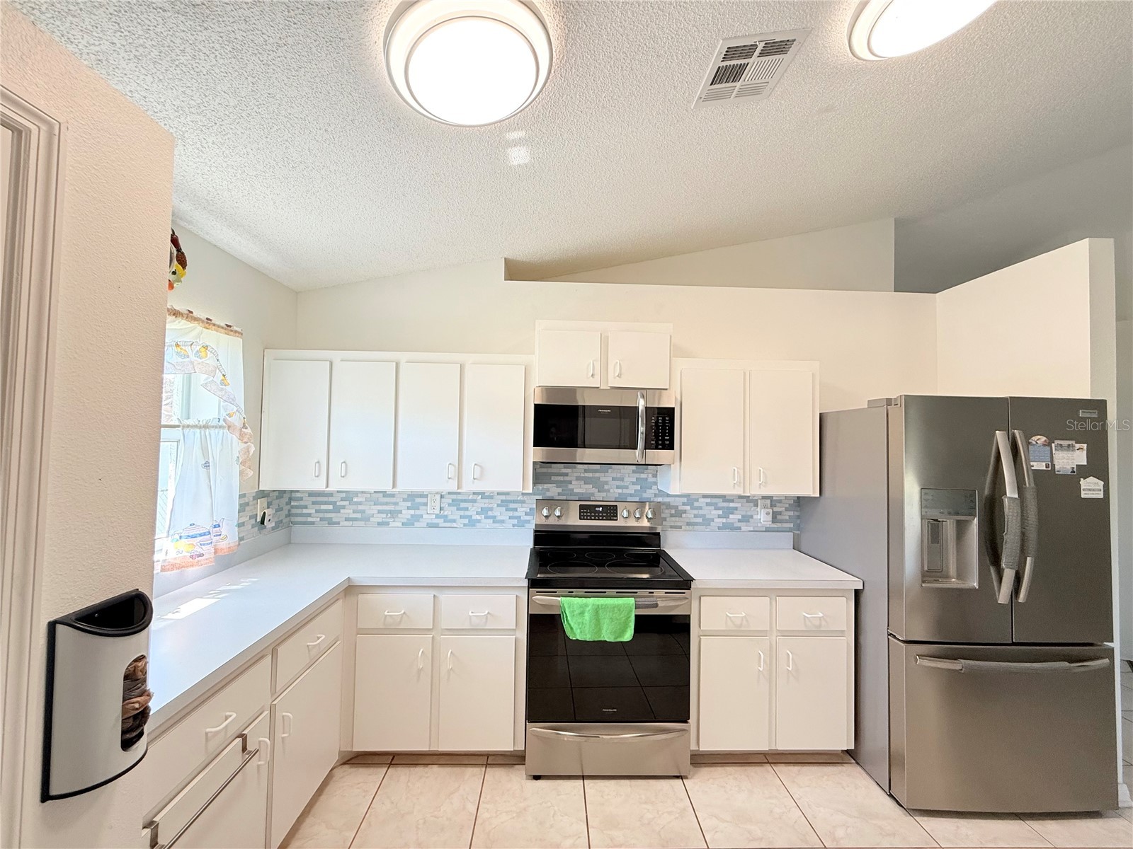 302 Miami Place Kissimmee FL 34759 S5147738 image5
