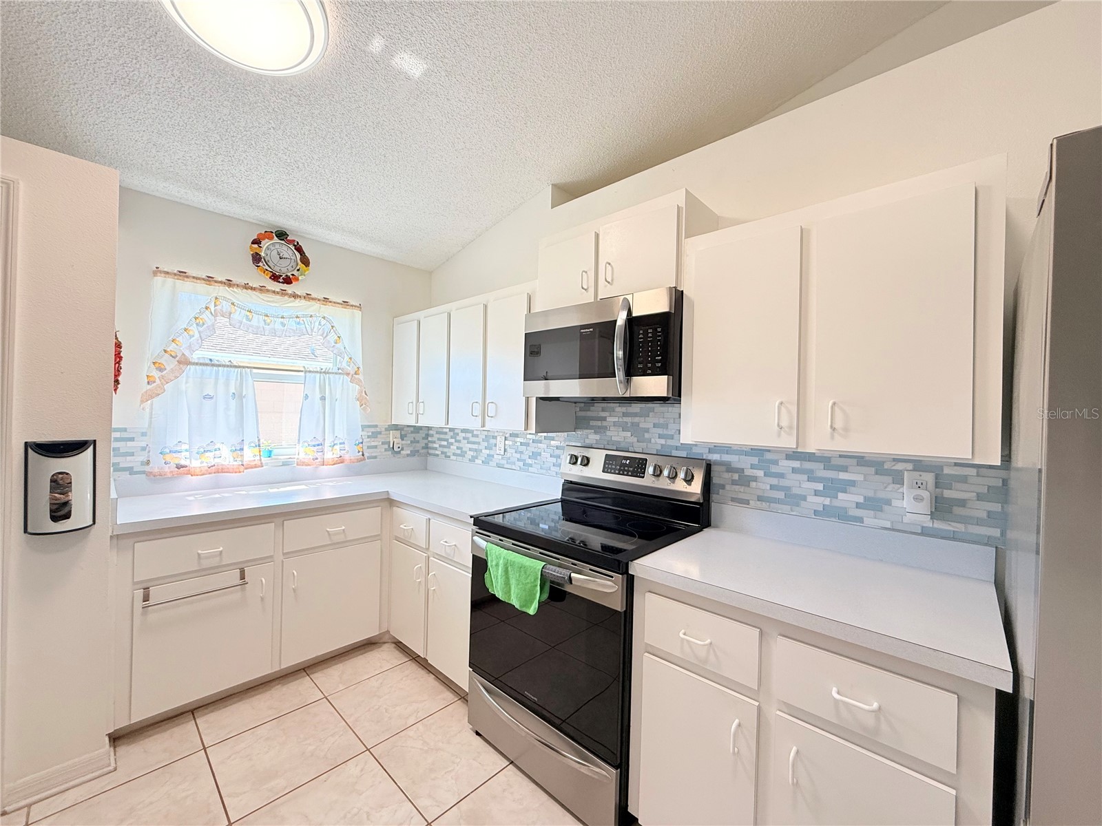 302 Miami Place Kissimmee FL 34759 S5147738 image7
