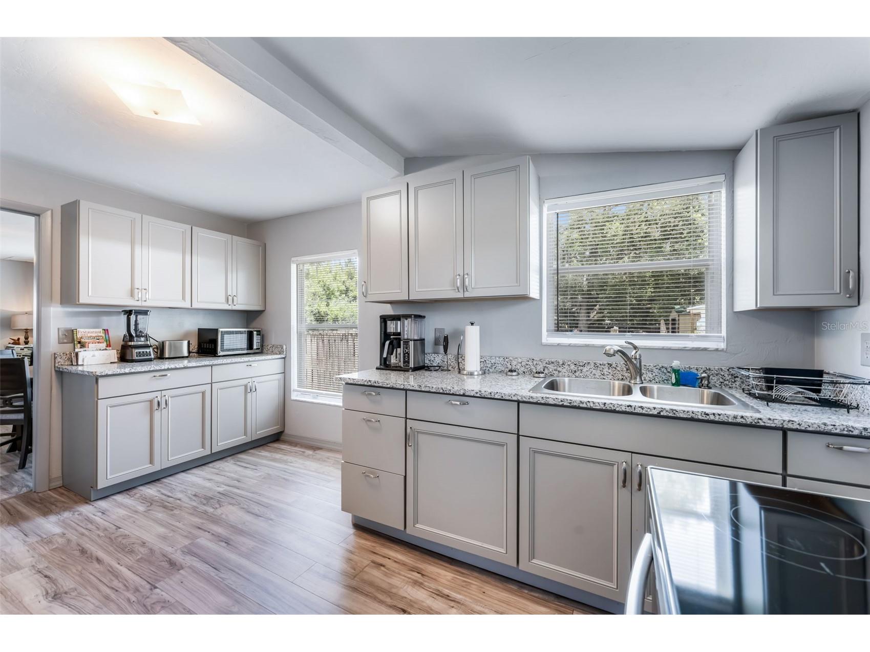 302 Park Avenue Hastings FL 32145 V4949712 image8