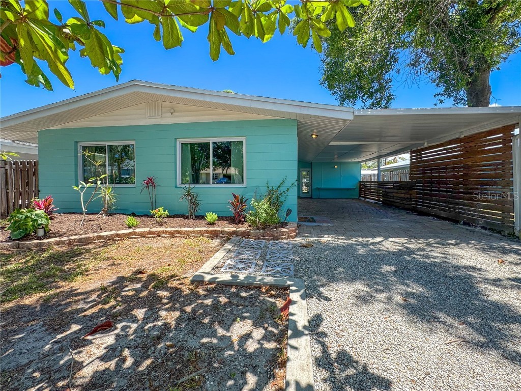 302 Pavonia Road Nokomis FL 34275 A4653860 image1