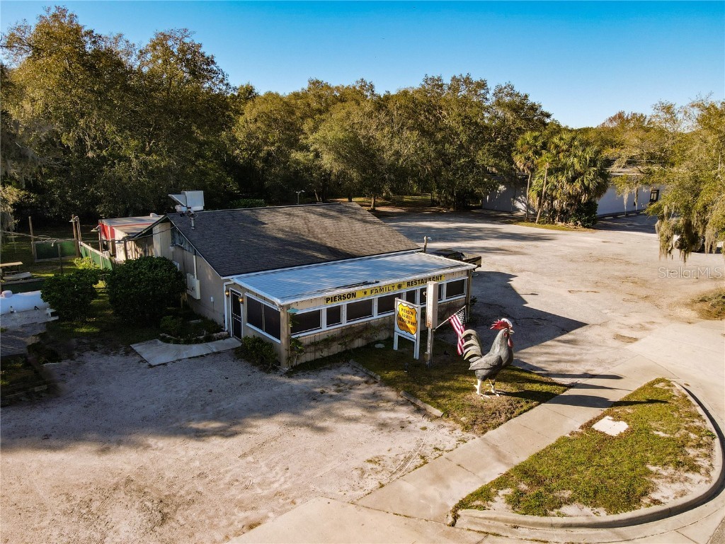 302 S Center Street Pierson FL 32180 V4933774 image4