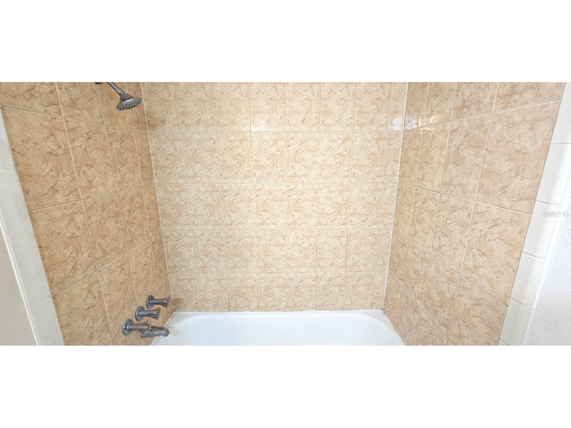 302 S Spring Garden Avenue #C01 Deland FL 32720 O6394216 image6