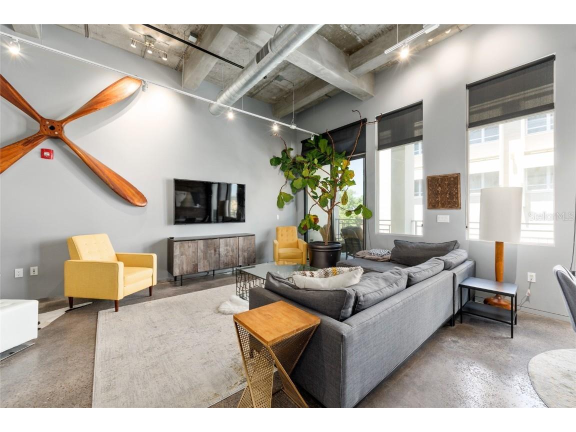 302 SE Broadway Street #330 Ocala FL 34471 OM698869 image1