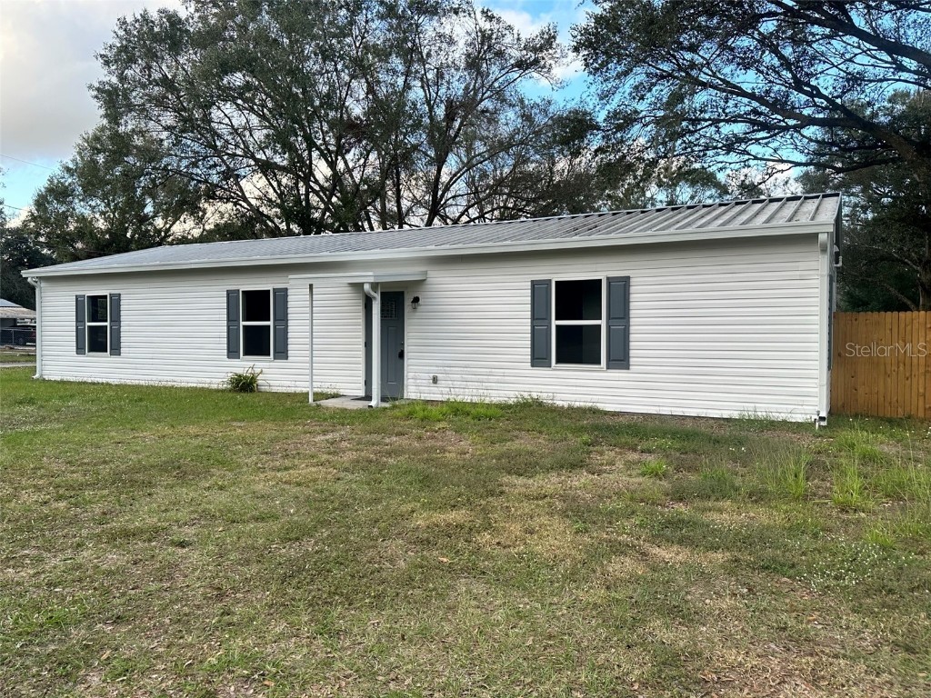 302 Temple Court Winter Haven FL 33880 P4923845 image1