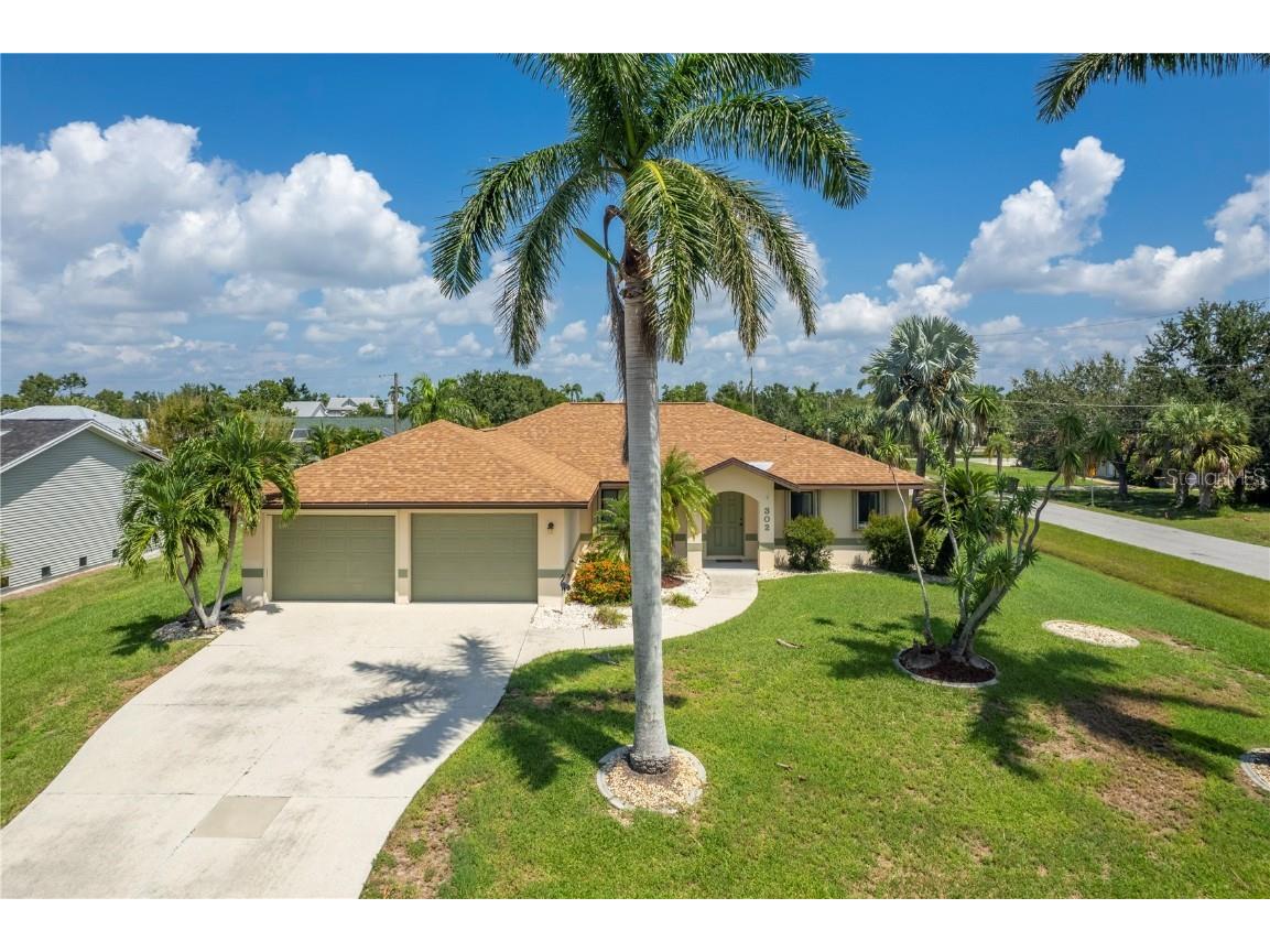 302 W Grace Street Punta Gorda FL 33950 C7480078 image1