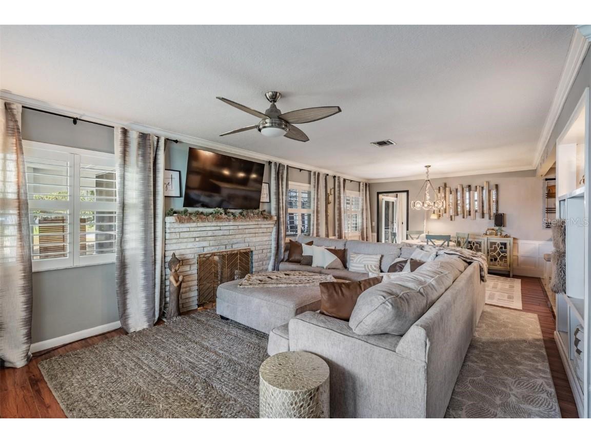 302 Whitcomb Boulevard Tarpon Springs FL 34689 - WHITCOMB BAYOU TB8449597 image4