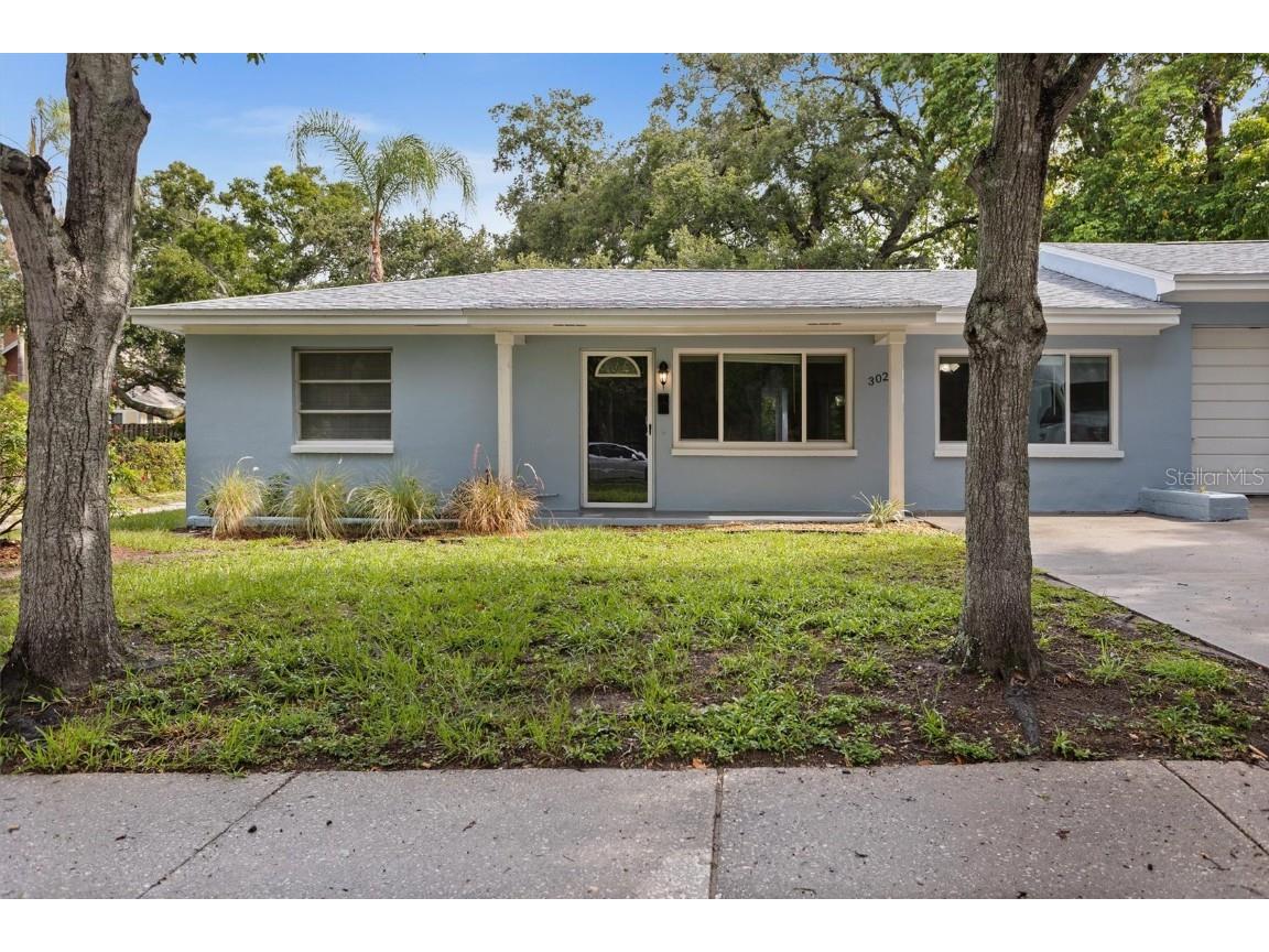 302 Woodlawn Avenue Belleair FL 33756 A4604373 image1