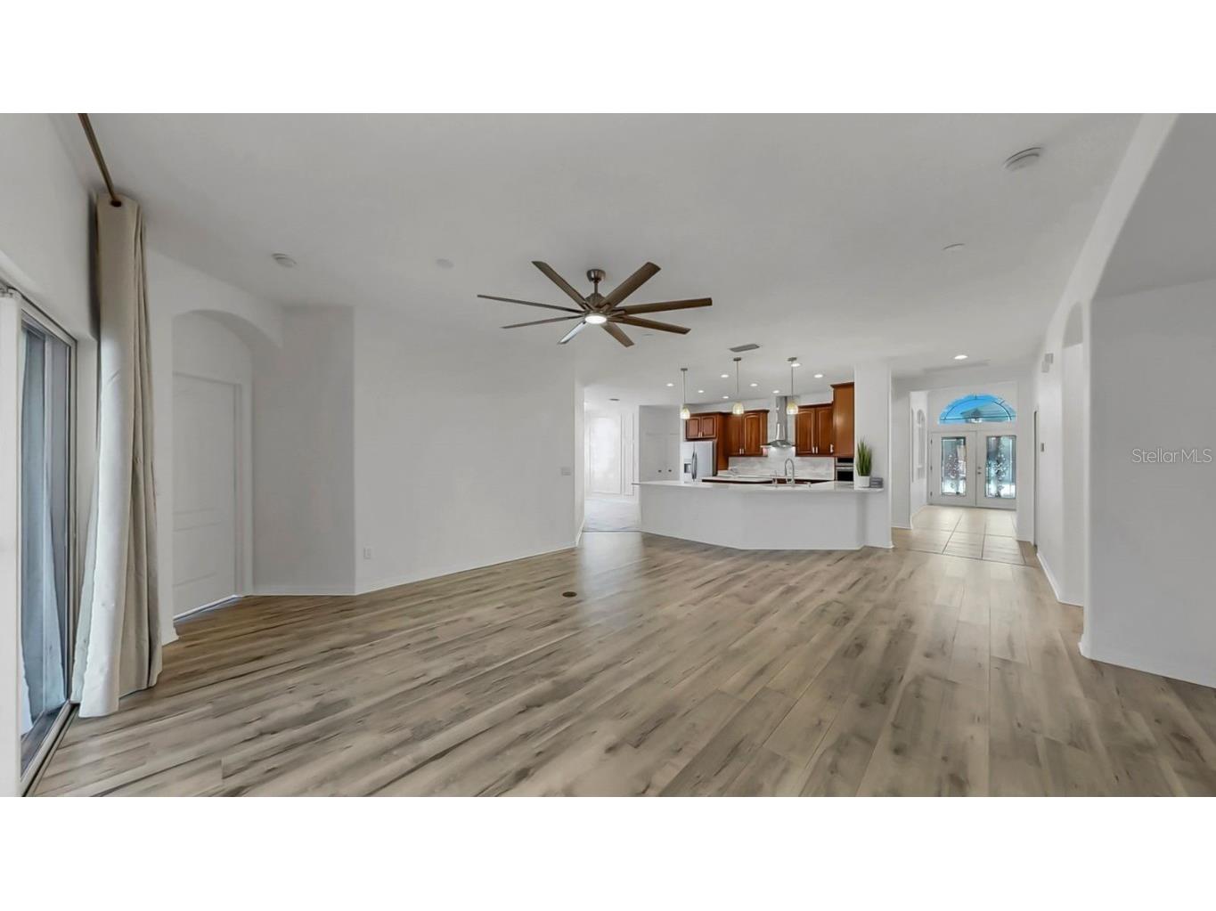 302 York Dale Drive Ruskin FL 33570 TB8452418 image14