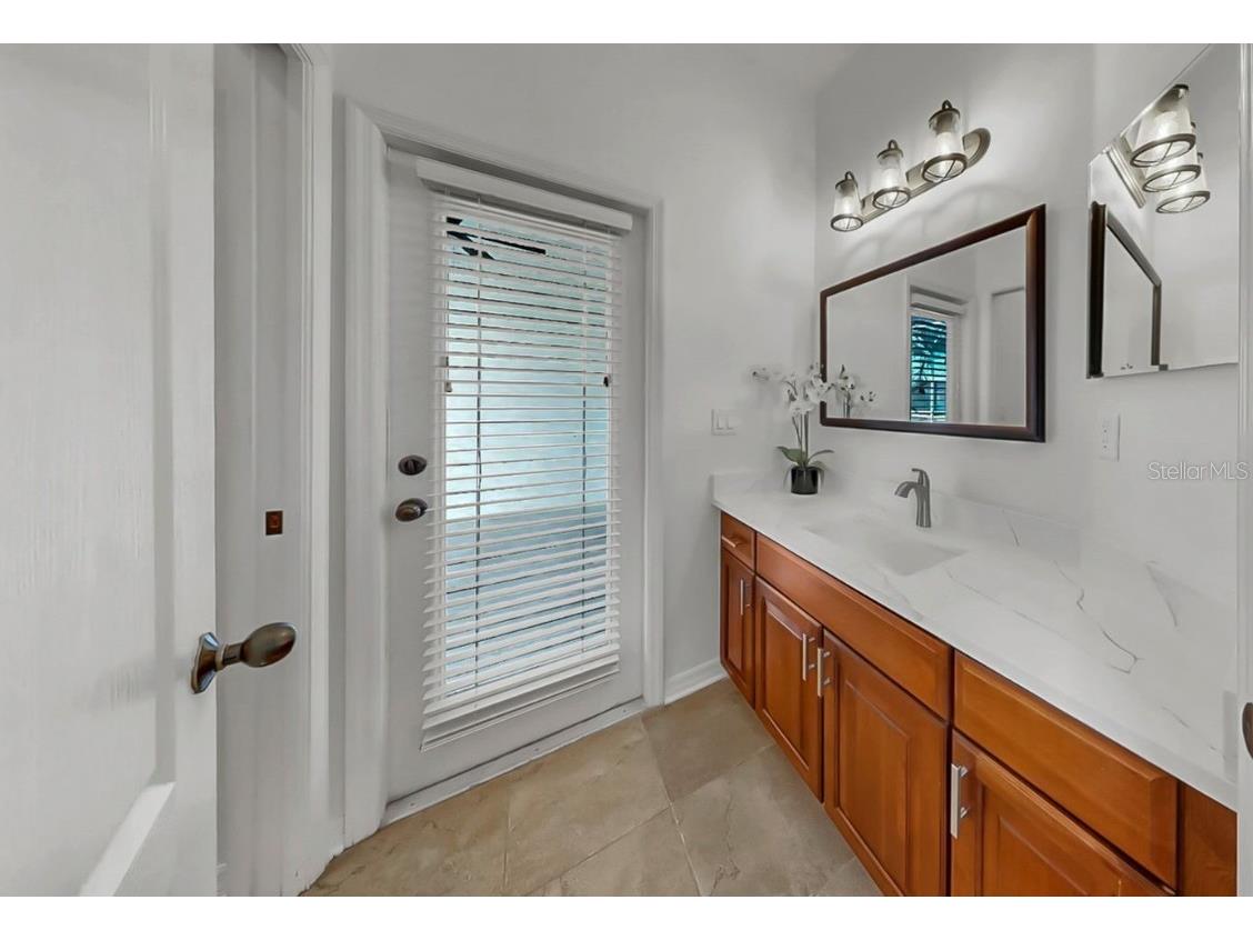 302 York Dale Drive Ruskin FL 33570 TB8452418 image24