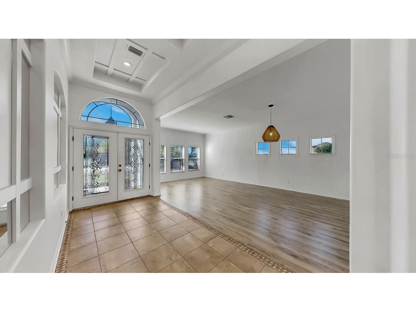 302 York Dale Drive Ruskin FL 33570 TB8452418 image3