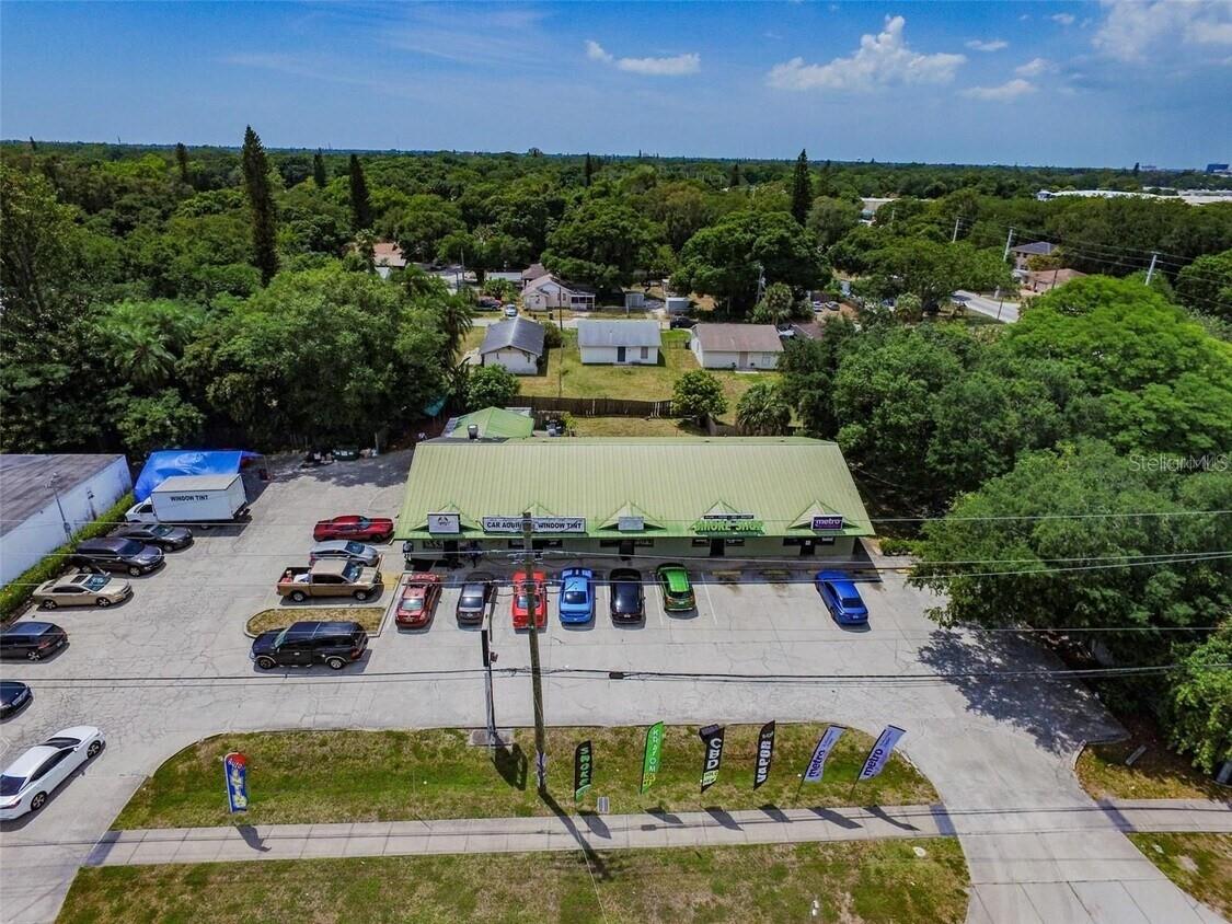 3020 15th Street E Bradenton FL 34208 TB8456834 image1
