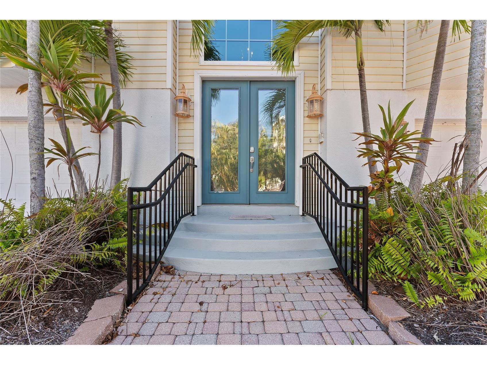 3020 Gulf Of Mexico Drive #2 Longboat Key FL 34228 A4689772 image5