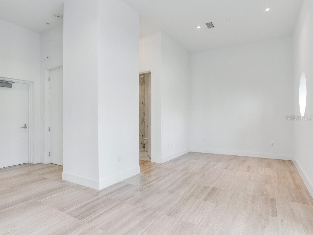 3020 W Santiago Street #4 Tampa FL 33629 TB8331298 image88