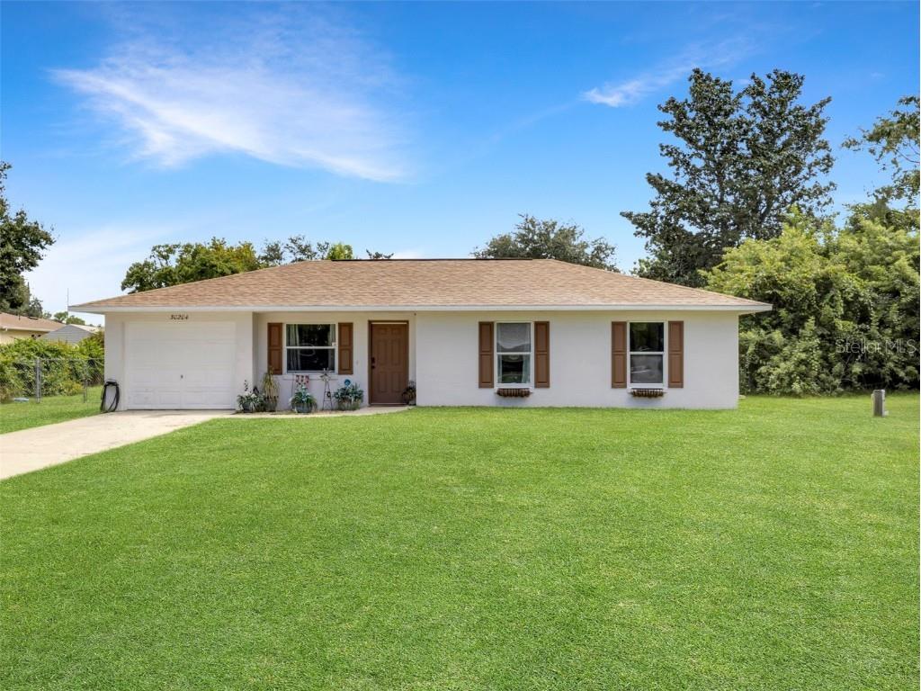 30204 Orange Ave Sorrento FL 32776 G5073696 image1