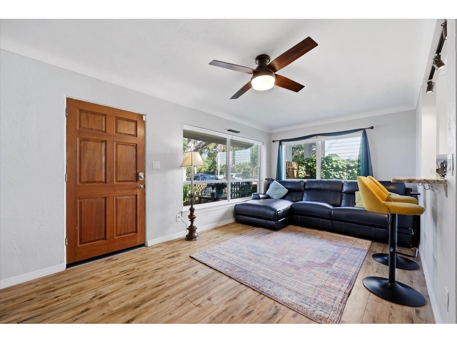 3021 10th Street N Saint Petersburg FL 33704 TB8494527 image12