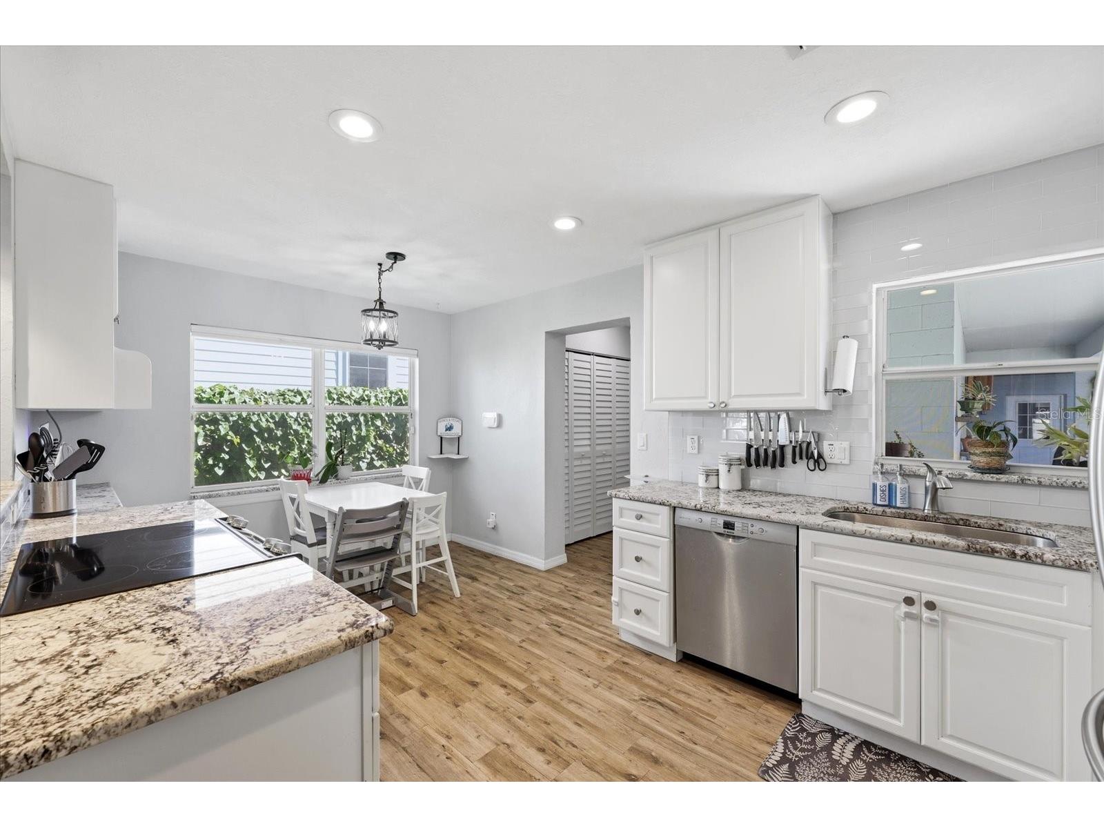 3021 10th Street N Saint Petersburg FL 33704 TB8494527 image18
