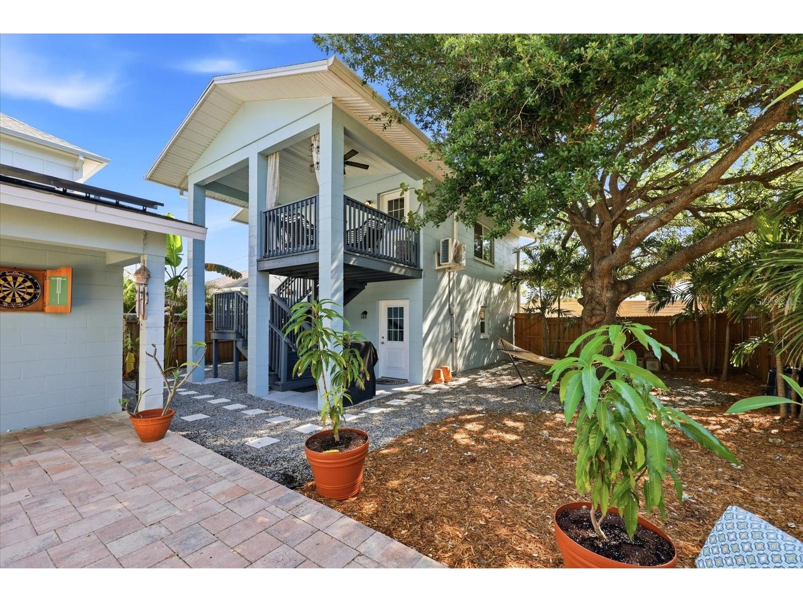 3021 10th Street N Saint Petersburg FL 33704 TB8494527 image2