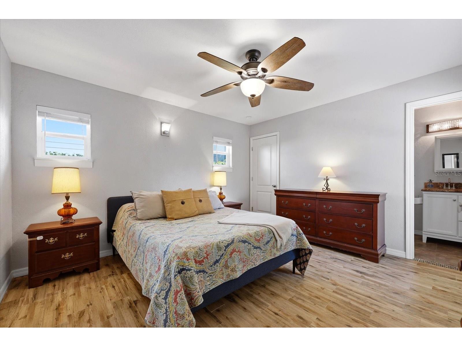 3021 10th Street N Saint Petersburg FL 33704 TB8494527 image21