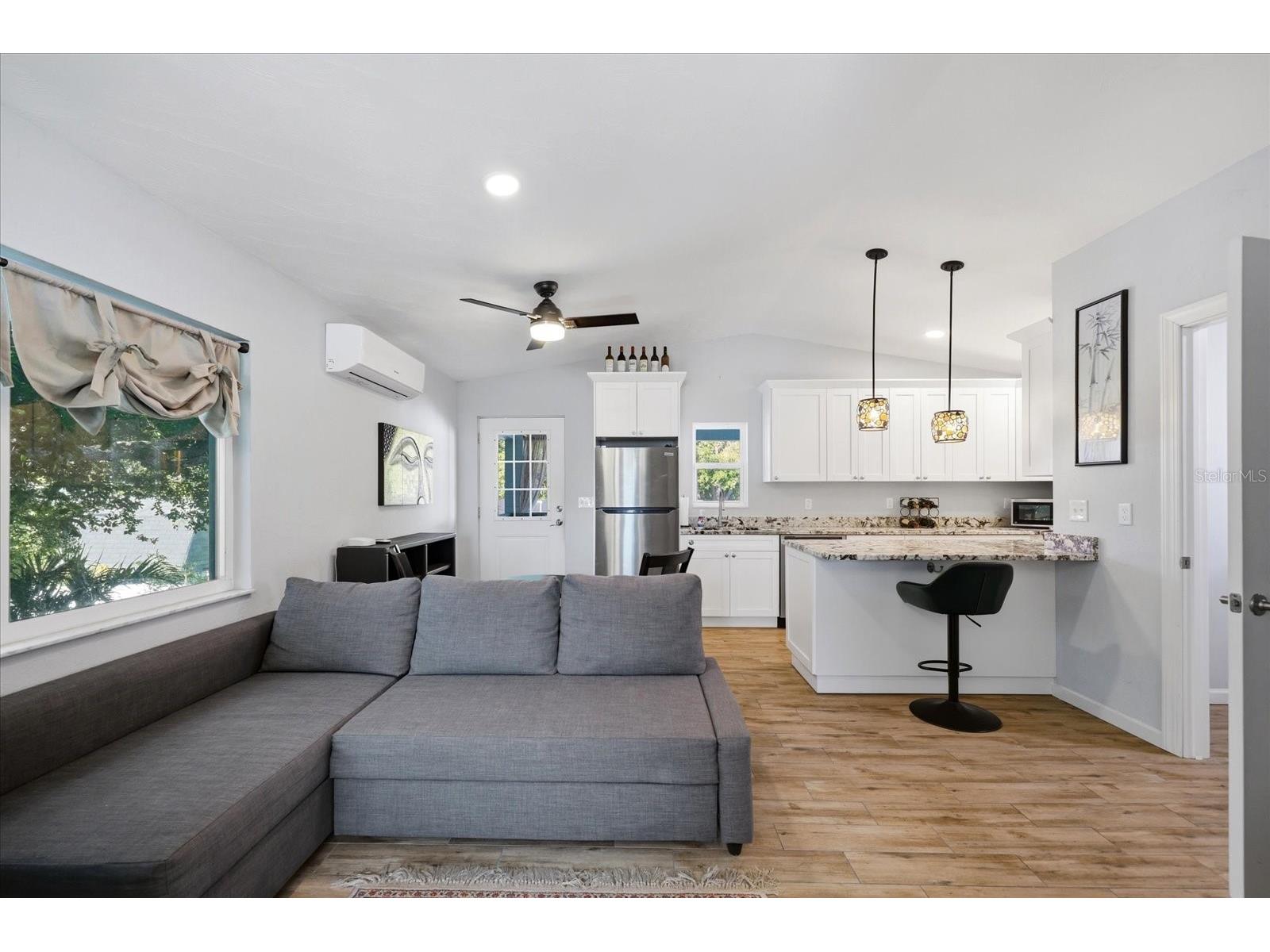 3021 10th Street N Saint Petersburg FL 33704 TB8494527 image37