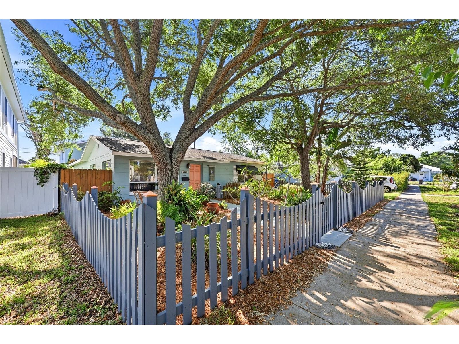 3021 10th Street N Saint Petersburg FL 33704 TB8494527 image5