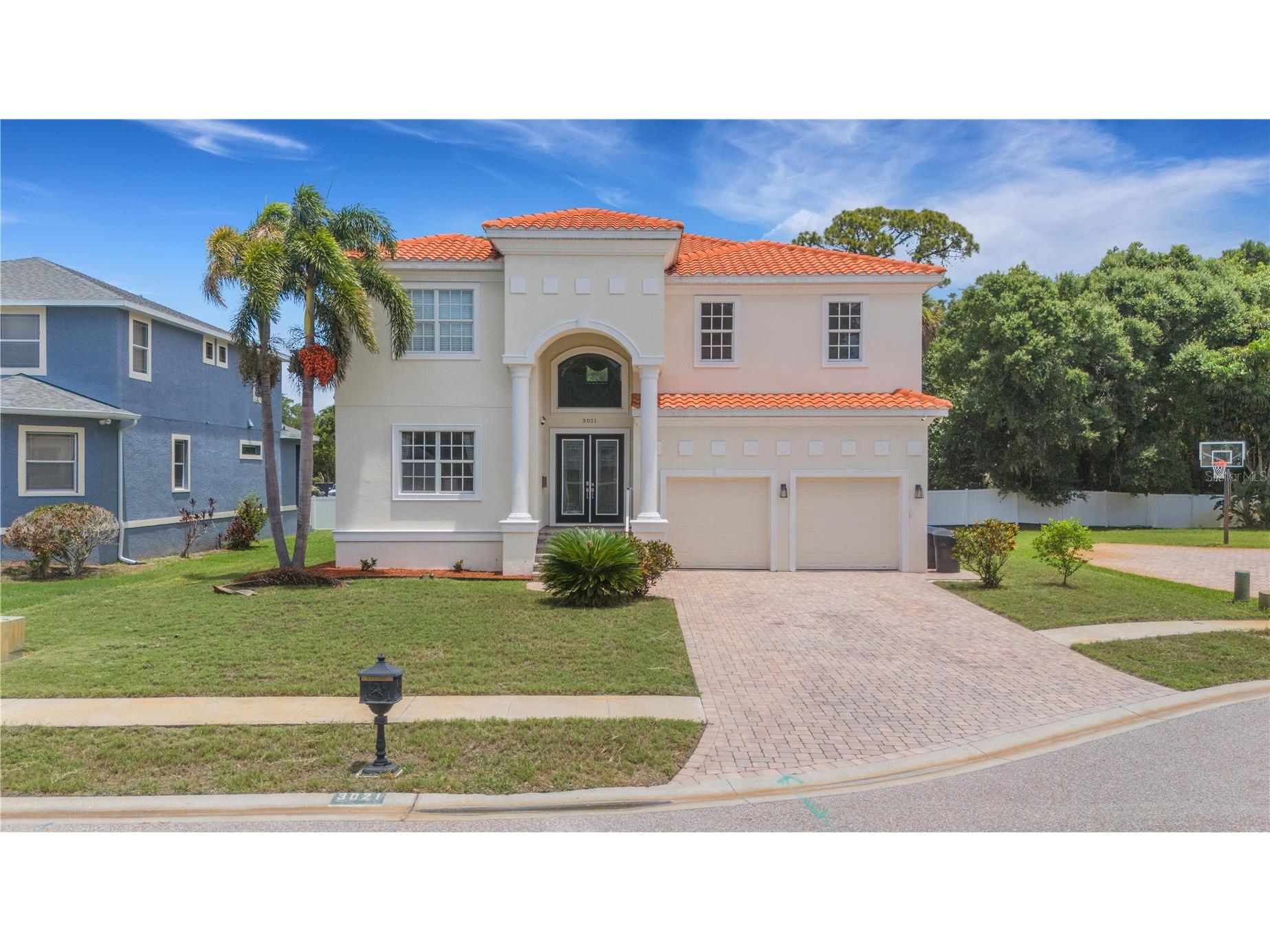 3021 59th Avenue S Saint Petersburg FL 33712 TB8505345 image1