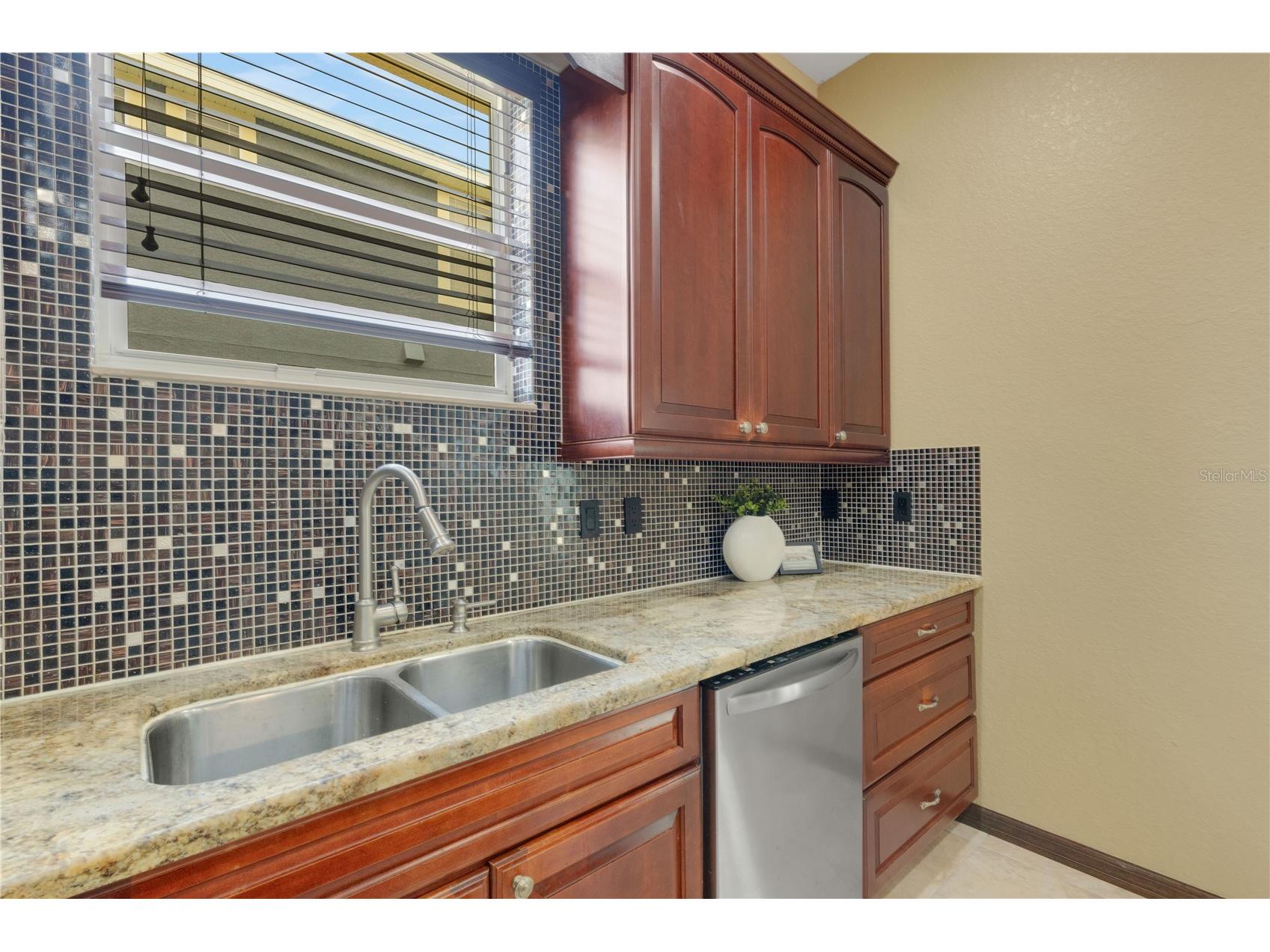 3021 59th Avenue S Saint Petersburg FL 33712 TB8505345 image16