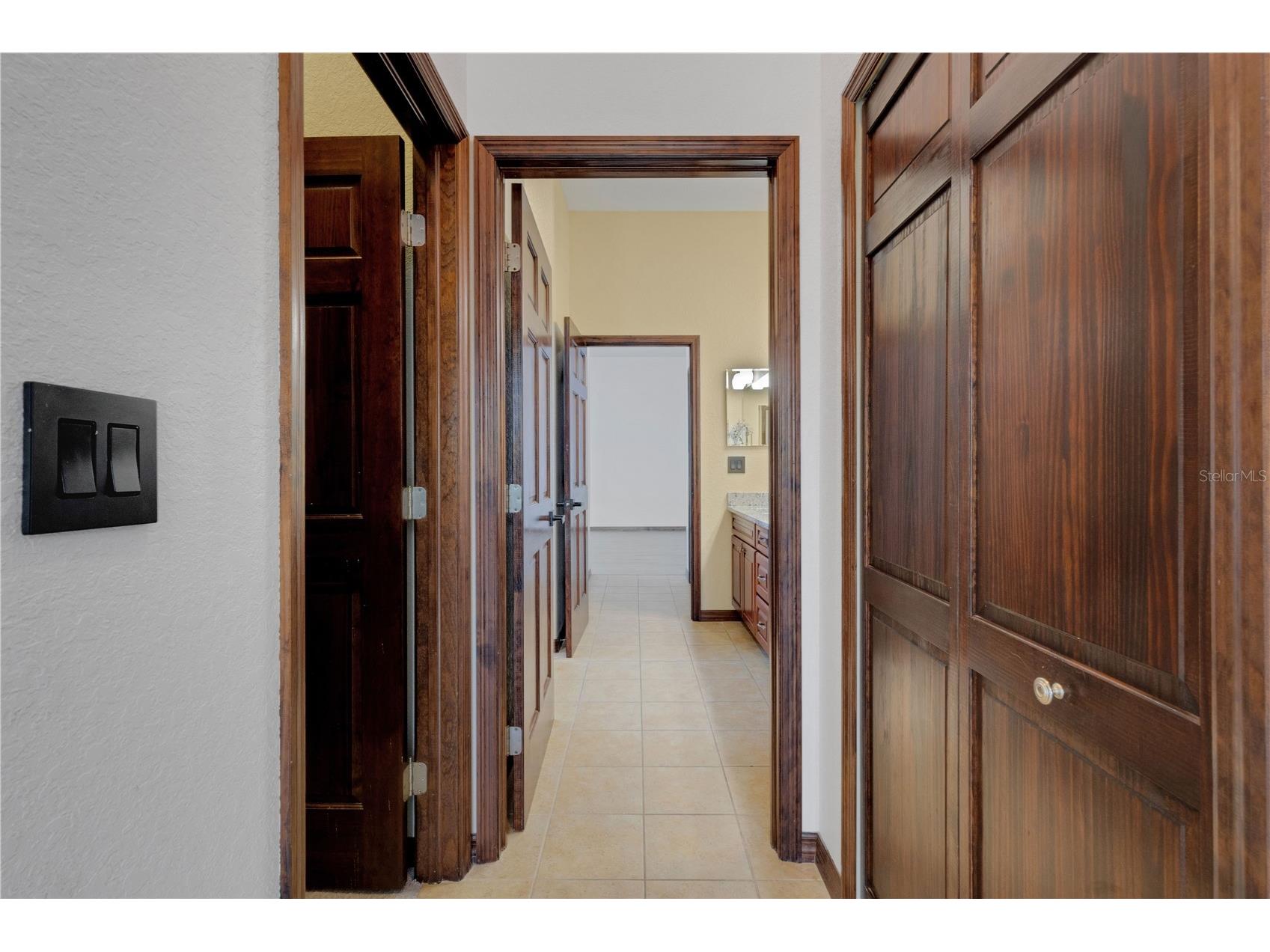 3021 59th Avenue S Saint Petersburg FL 33712 TB8505345 image42