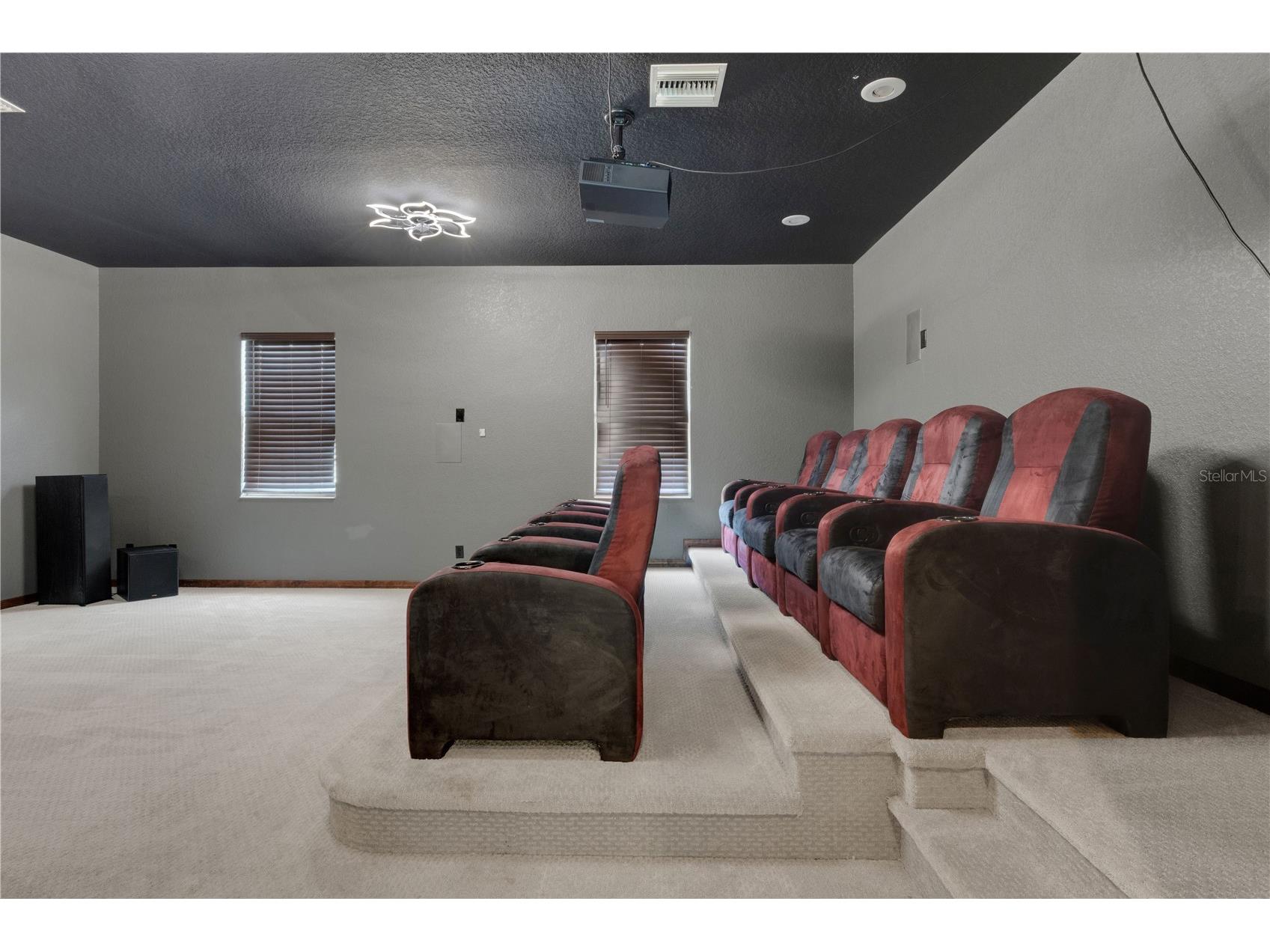 3021 59th Avenue S Saint Petersburg FL 33712 TB8505345 image50