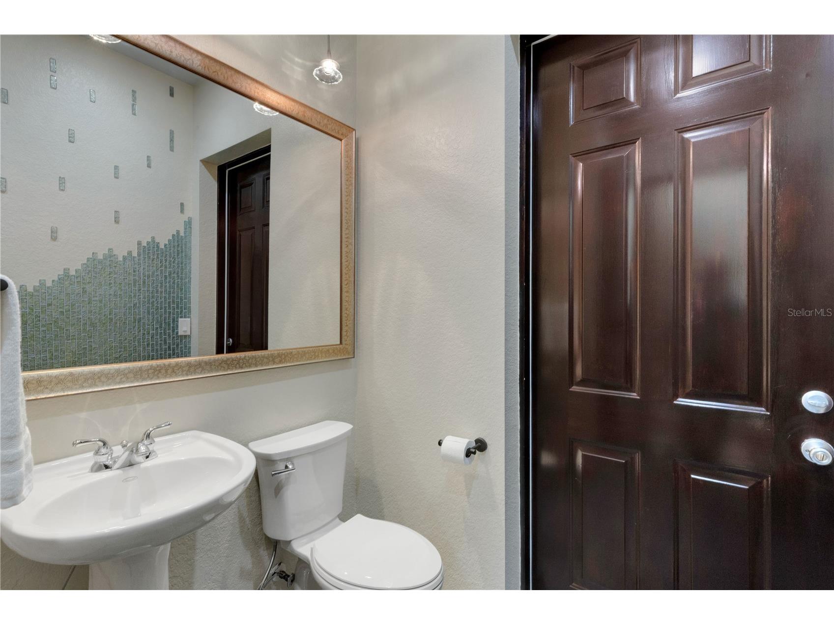 3021 59th Avenue S Saint Petersburg FL 33712 TB8505345 image56